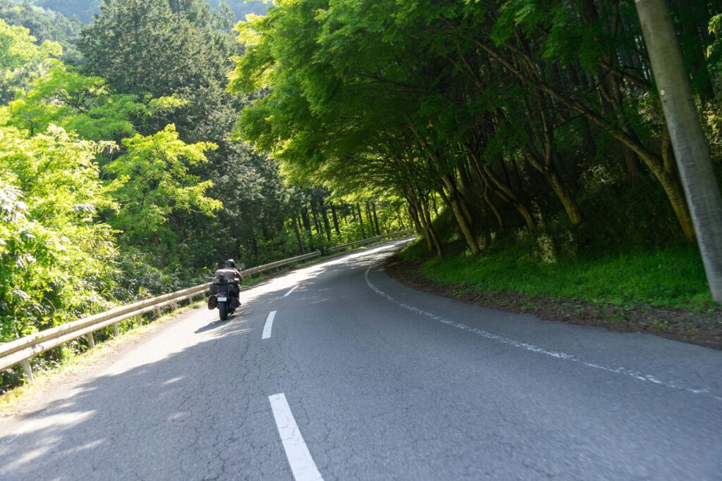 栃木県道15号　鹿沼足尾線　タイトなコーナーが続く