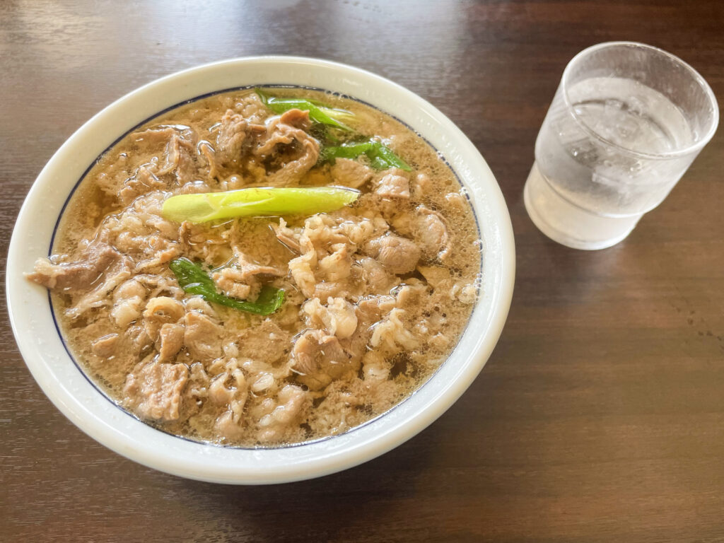 坂根食堂　肉うどん