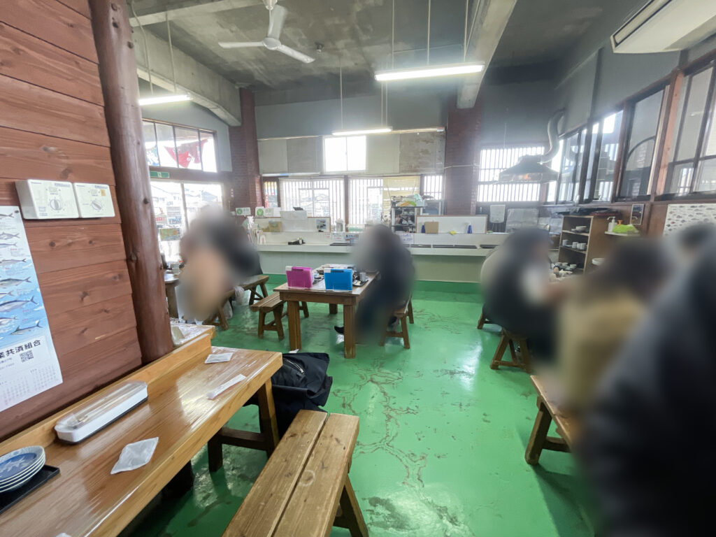 平戸市漁協 旬鮮館の店内