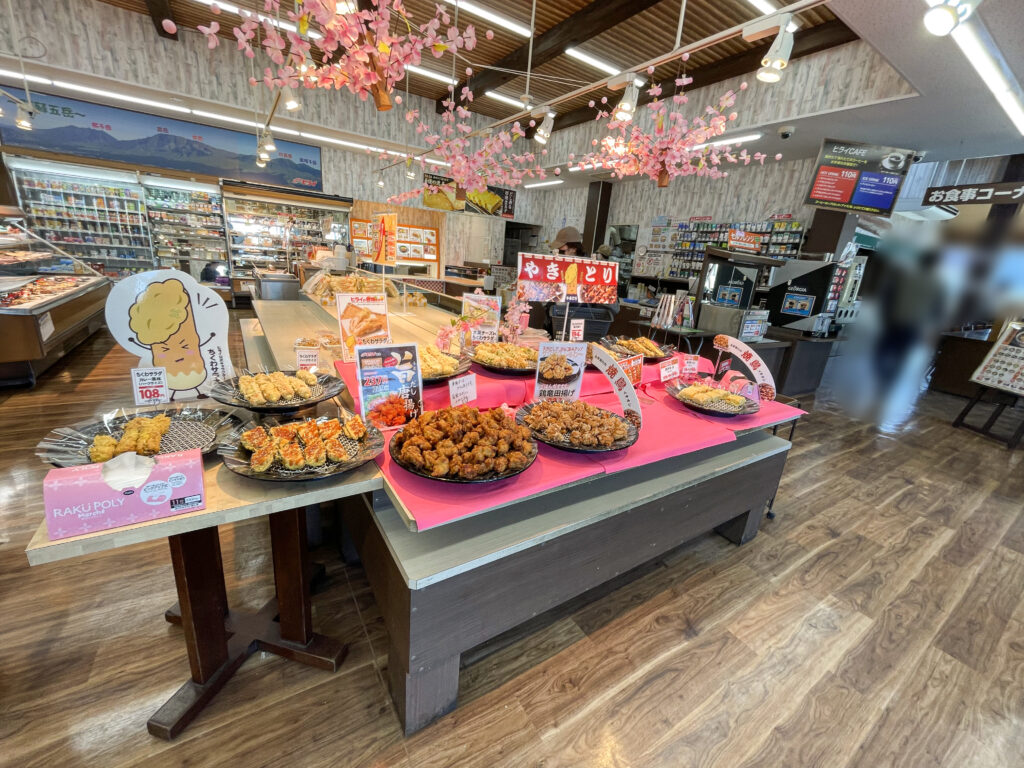 おべんとうのヒライ 阿蘇立野店の店内