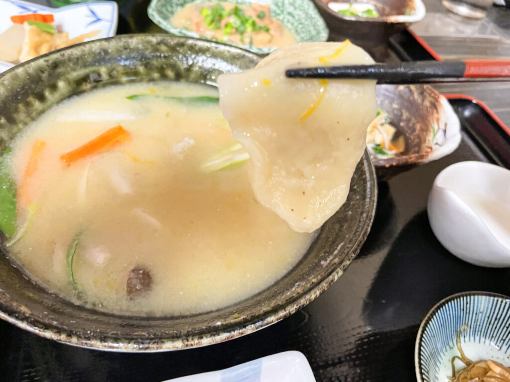阿蘇料理 ひめ路のだご汁