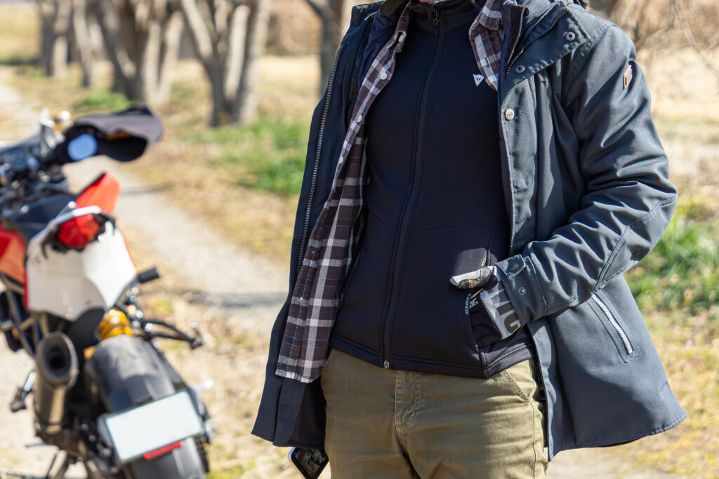 愛用しているDAINESE　NO WIND LAYER D1